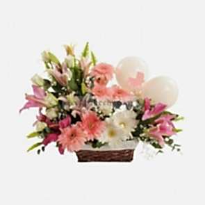 Örme Sepete Lilyum,Gerbera, Beyaz Gül Hoşgeldin Bebek Kız