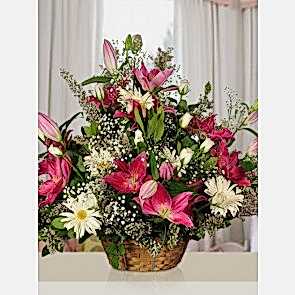 Pembe Lilyum Beyaz Gül ve Gerbera Aranjmanı