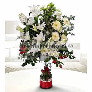 Beyaz Lilyum,Gerbera,Gül Çiçeklerinden Hazırlanmış Tasarım