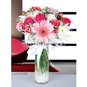 Beyaz, Pembe Gerbera ve Renkli Karanfil Aranjmanı
