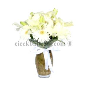 Sensiz Olmaz, Beyaz Gerbera ve Lilyum