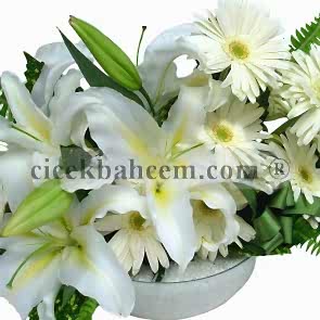 Kokulu Lilyum ve Gerbera Aranjmanı 